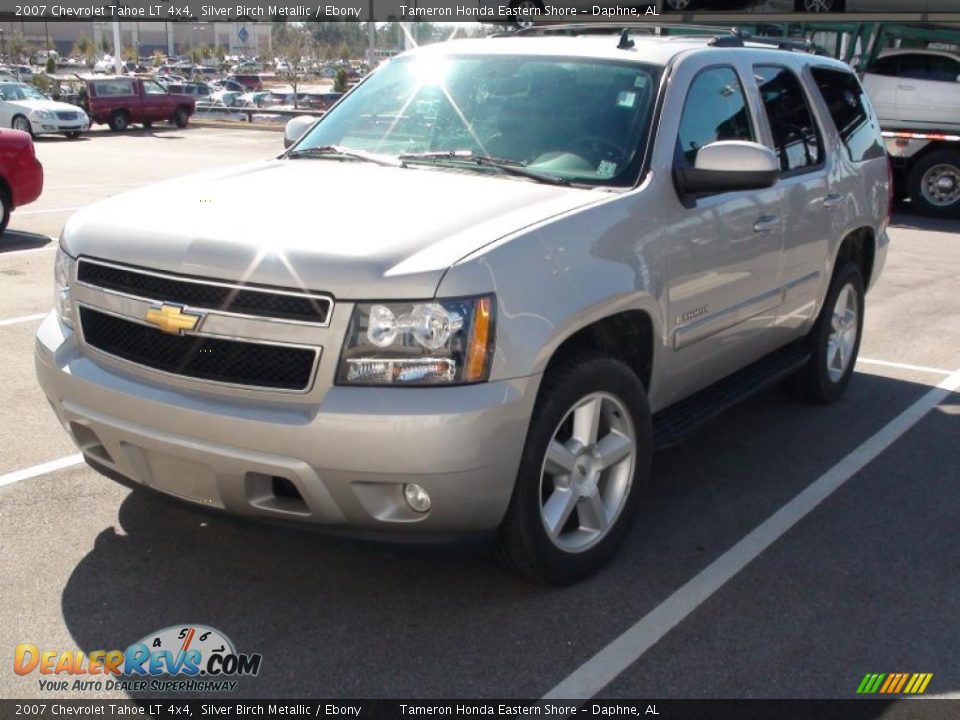 2007 Chevrolet Tahoe LT 4x4 Silver Birch Metallic / Ebony Photo #2