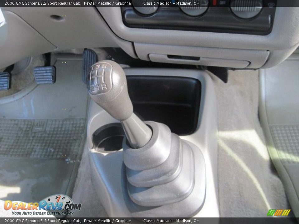 2000 GMC Sonoma SLS Sport Regular Cab Pewter Metallic / Graphite Photo #19