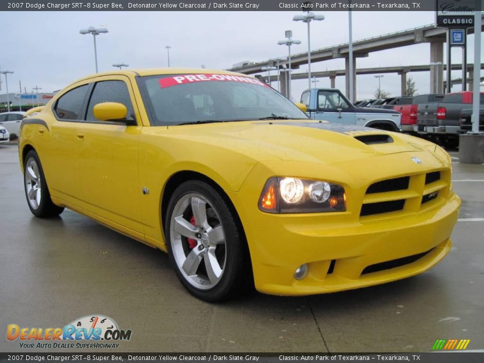 2007 Dodge Charger SRT-8 Super Bee Detonator Yellow Clearcoat / Dark Slate Gray Photo #2