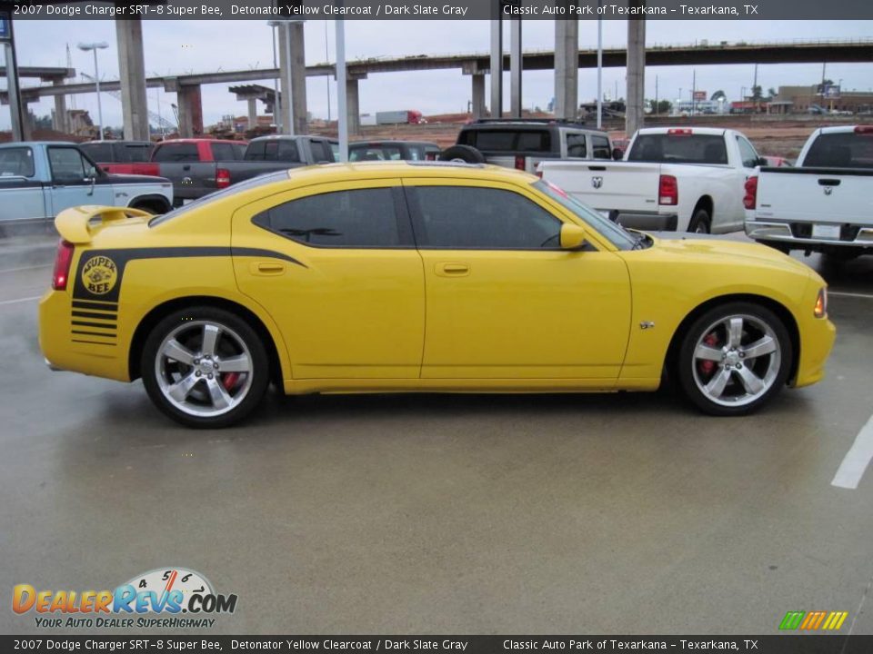 2007 Dodge Charger SRT-8 Super Bee Detonator Yellow Clearcoat / Dark Slate Gray Photo #4