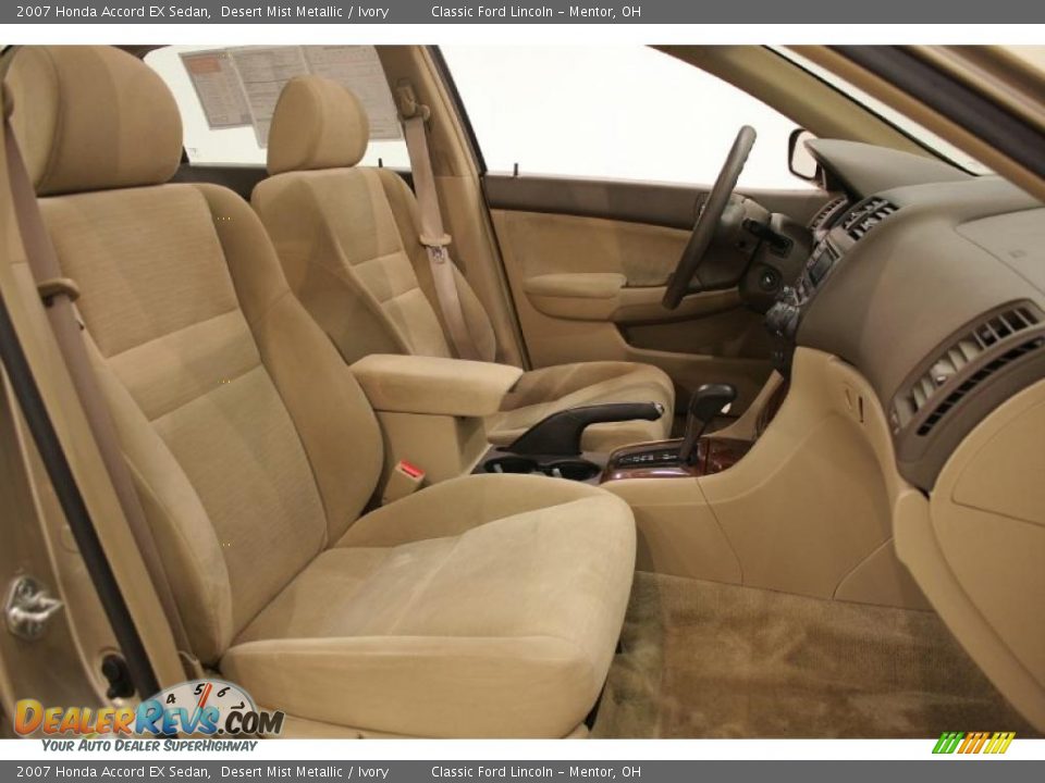 2007 Honda Accord EX Sedan Desert Mist Metallic / Ivory Photo #16