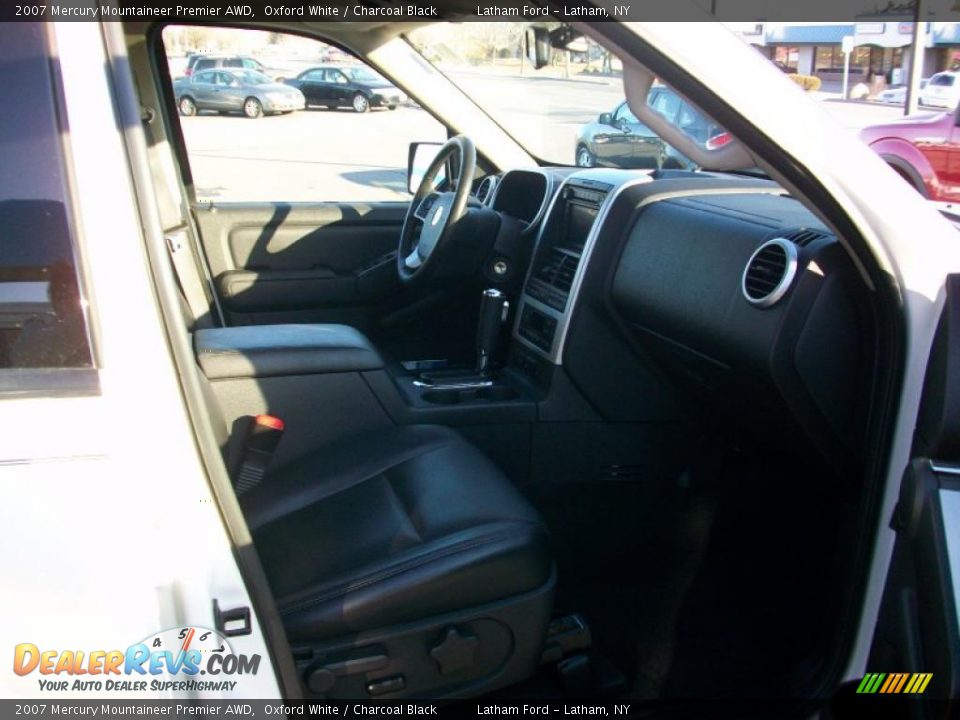 2007 Mercury Mountaineer Premier AWD Oxford White / Charcoal Black Photo #6