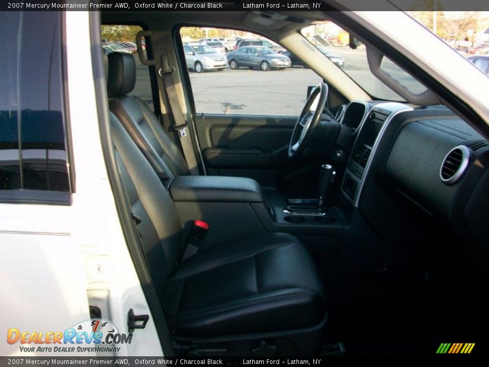 2007 Mercury Mountaineer Premier AWD Oxford White / Charcoal Black Photo #7