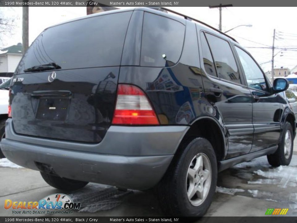 1998 Mercedes-Benz ML 320 4Matic Black / Grey Photo #6