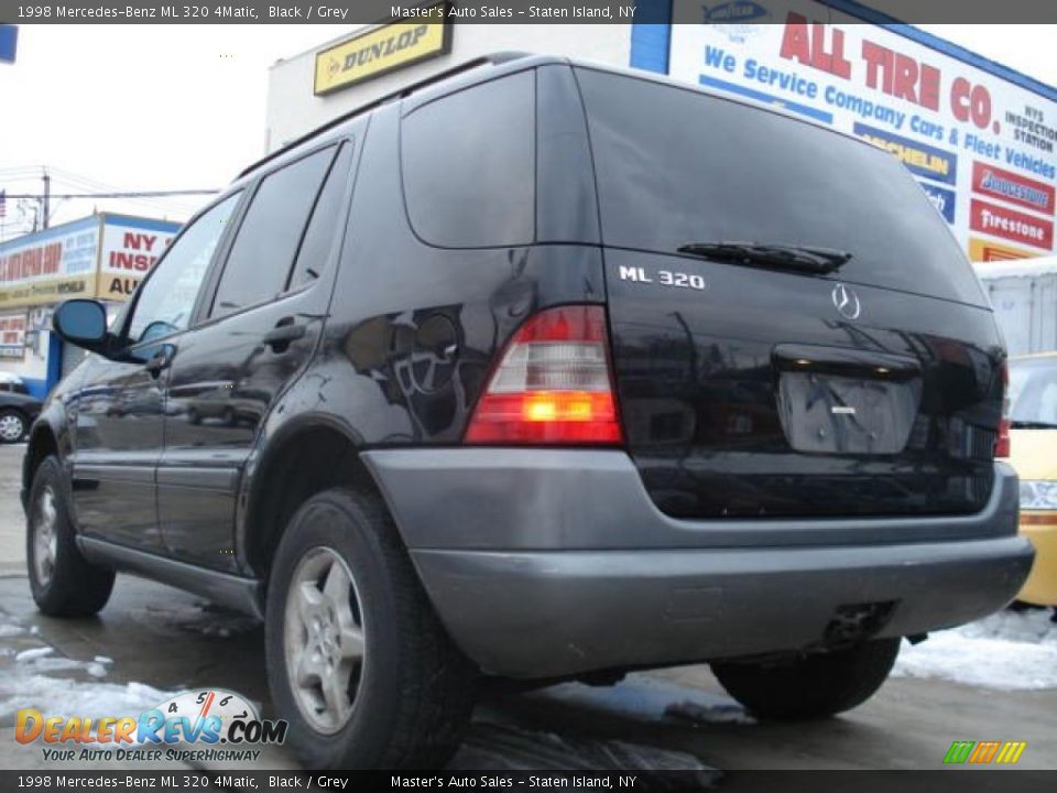 1998 Mercedes-Benz ML 320 4Matic Black / Grey Photo #8