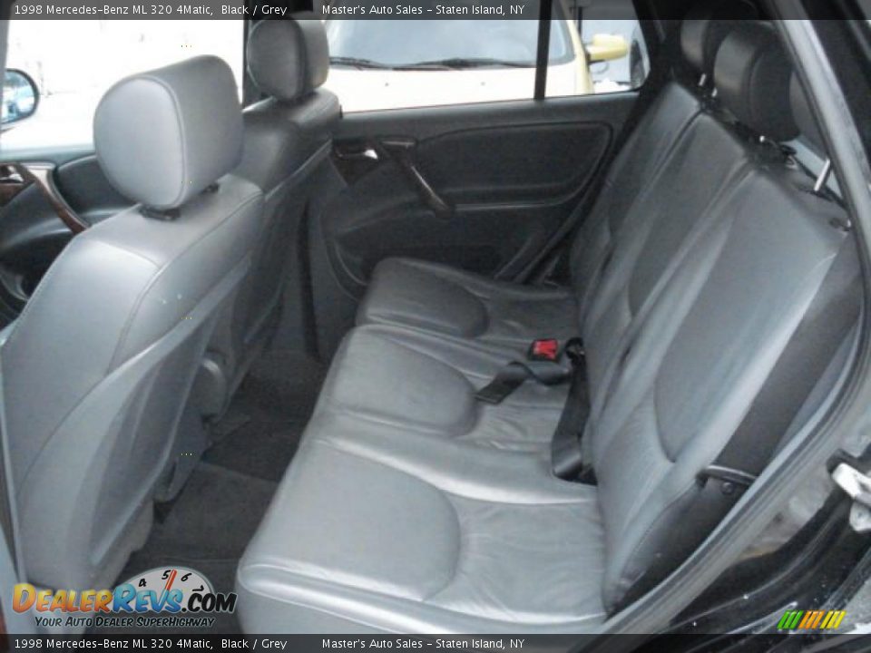 1998 Mercedes-Benz ML 320 4Matic Black / Grey Photo #10