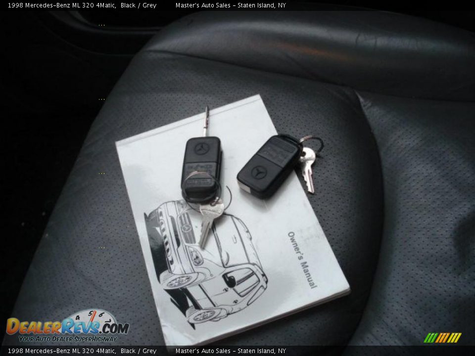 1998 Mercedes-Benz ML 320 4Matic Black / Grey Photo #19