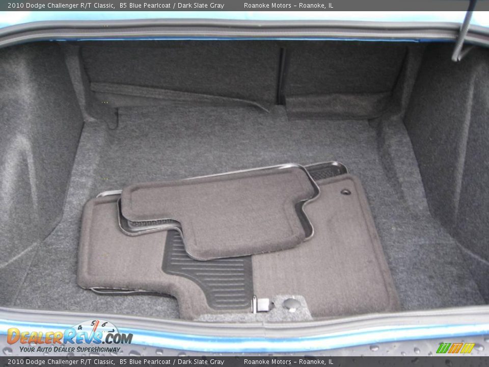 2010 Dodge Challenger R/T Classic B5 Blue Pearlcoat / Dark Slate Gray Photo #30