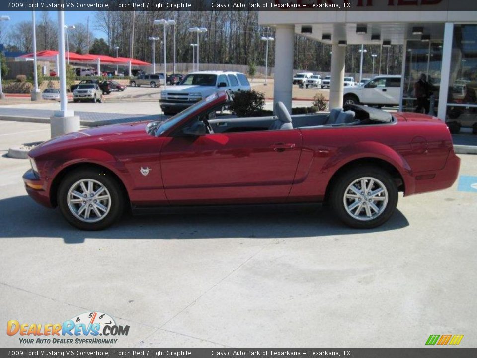 2009 Ford Mustang V6 Convertible Torch Red / Light Graphite Photo #3