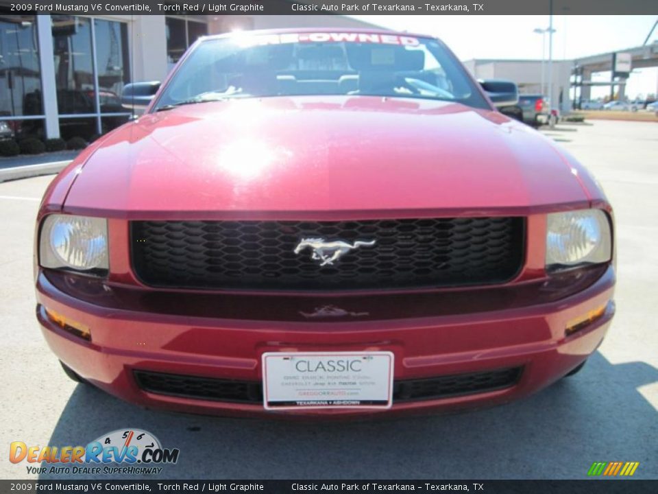 2009 Ford Mustang V6 Convertible Torch Red / Light Graphite Photo #5