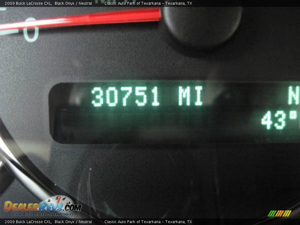2009 Buick LaCrosse CXL Black Onyx / Neutral Photo #11