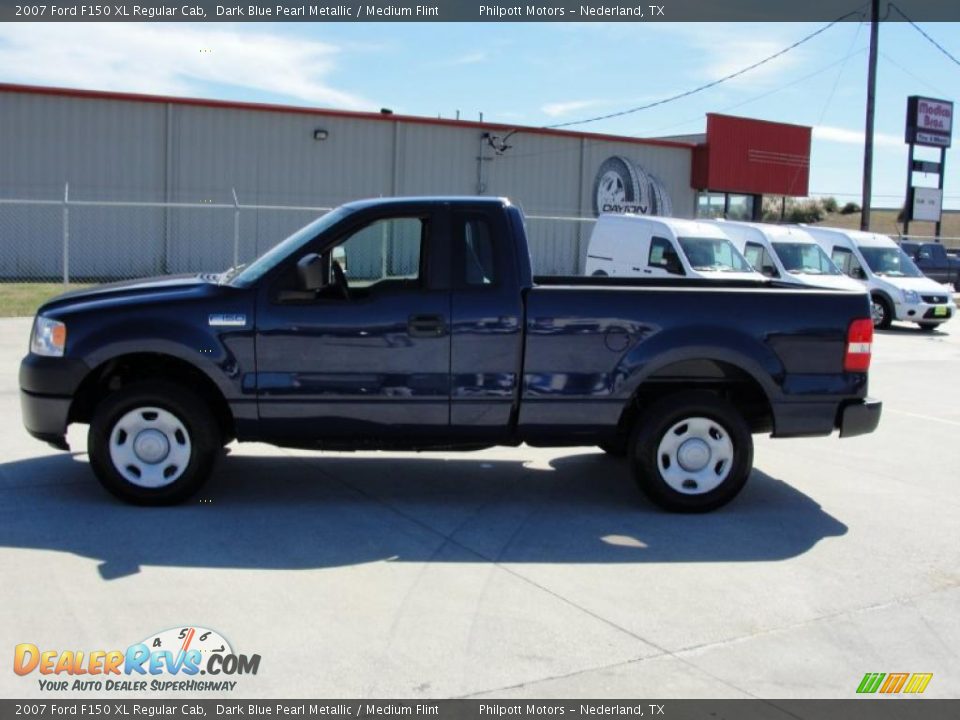 2007 Ford F150 XL Regular Cab Dark Blue Pearl Metallic / Medium Flint Photo #6