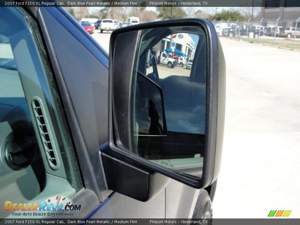 2007 Ford F150 XL Regular Cab Dark Blue Pearl Metallic / Medium Flint Photo #18