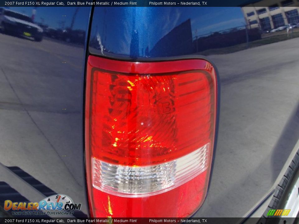 2007 Ford F150 XL Regular Cab Dark Blue Pearl Metallic / Medium Flint Photo #21