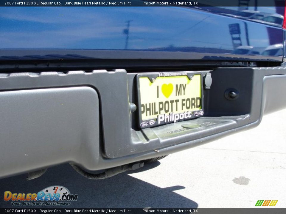 2007 Ford F150 XL Regular Cab Dark Blue Pearl Metallic / Medium Flint Photo #23