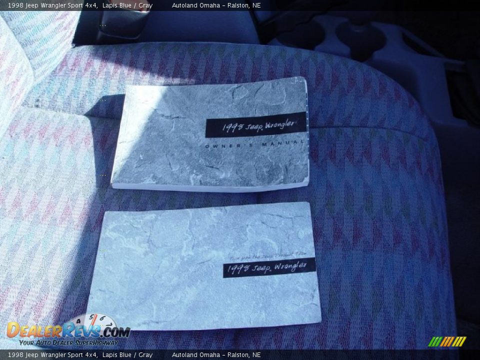 1998 Jeep Wrangler Sport 4x4 Lapis Blue / Gray Photo #16