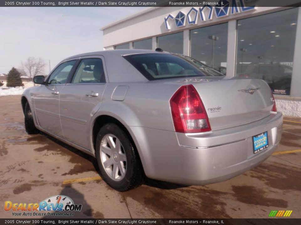 2005 Chrysler 300 Touring Bright Silver Metallic / Dark Slate Gray/Light Graystone Photo #19