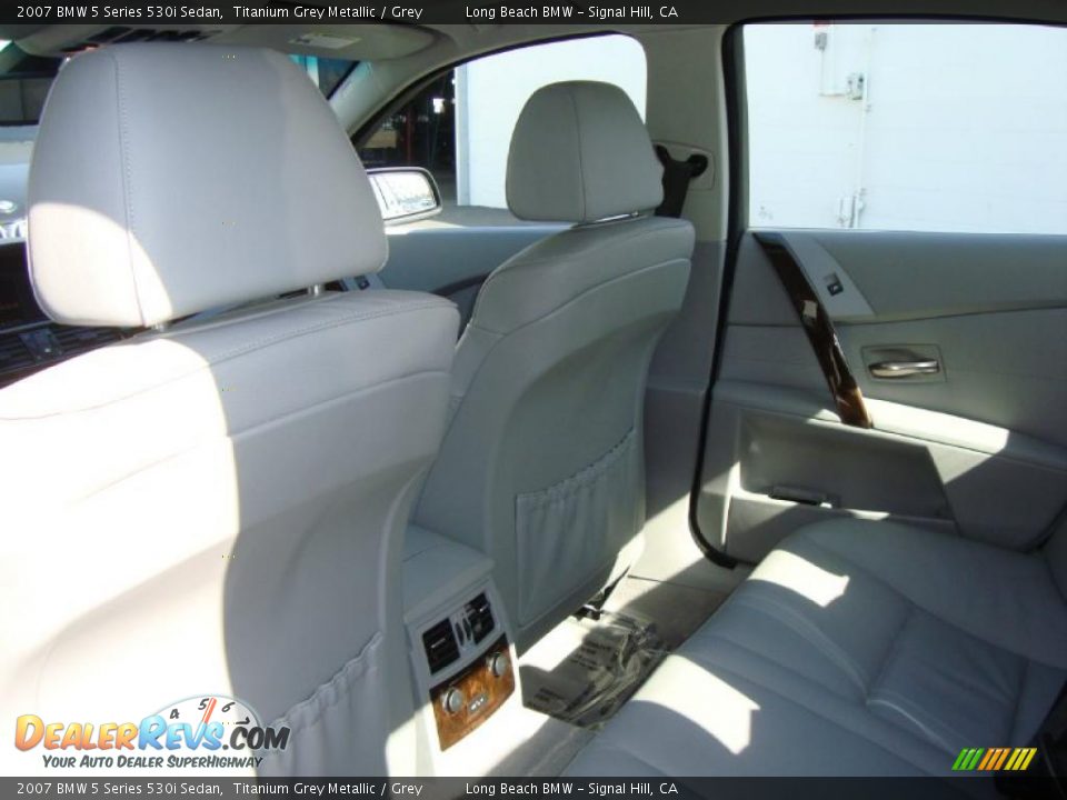 2007 BMW 5 Series 530i Sedan Titanium Grey Metallic / Grey Photo #17