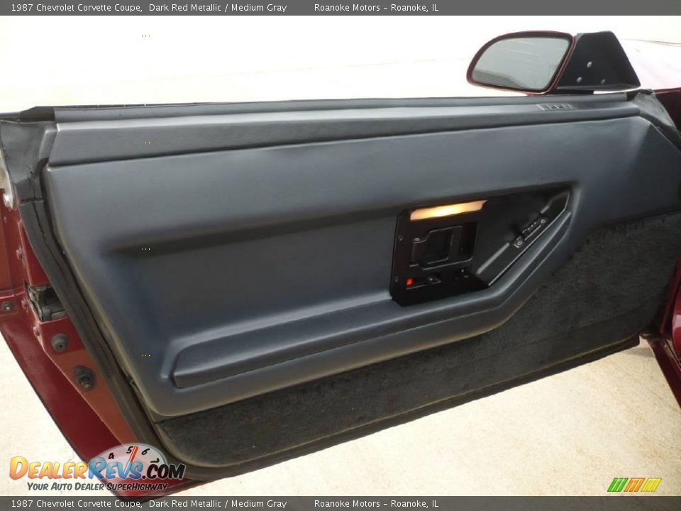 1987 Chevrolet Corvette Coupe Dark Red Metallic / Medium Gray Photo #18
