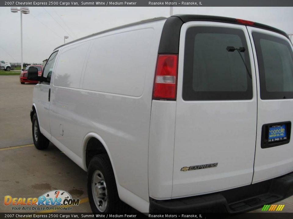 2007 Chevrolet Express 2500 Cargo Van Summit White / Medium Pewter Photo #18