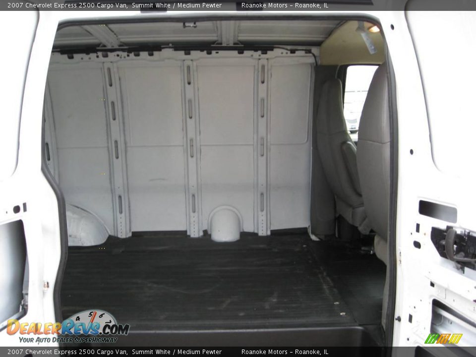 2007 Chevrolet Express 2500 Cargo Van Summit White / Medium Pewter Photo #20