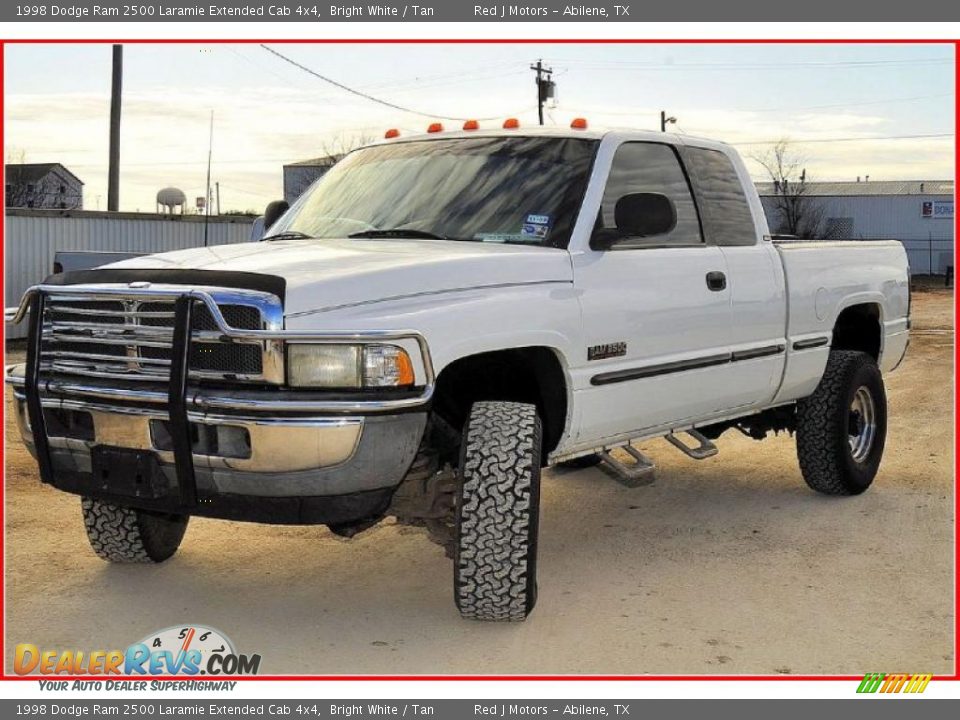 1998 Dodge Ram 2500 Laramie Extended Cab 4x4 Bright White / Tan Photo #1
