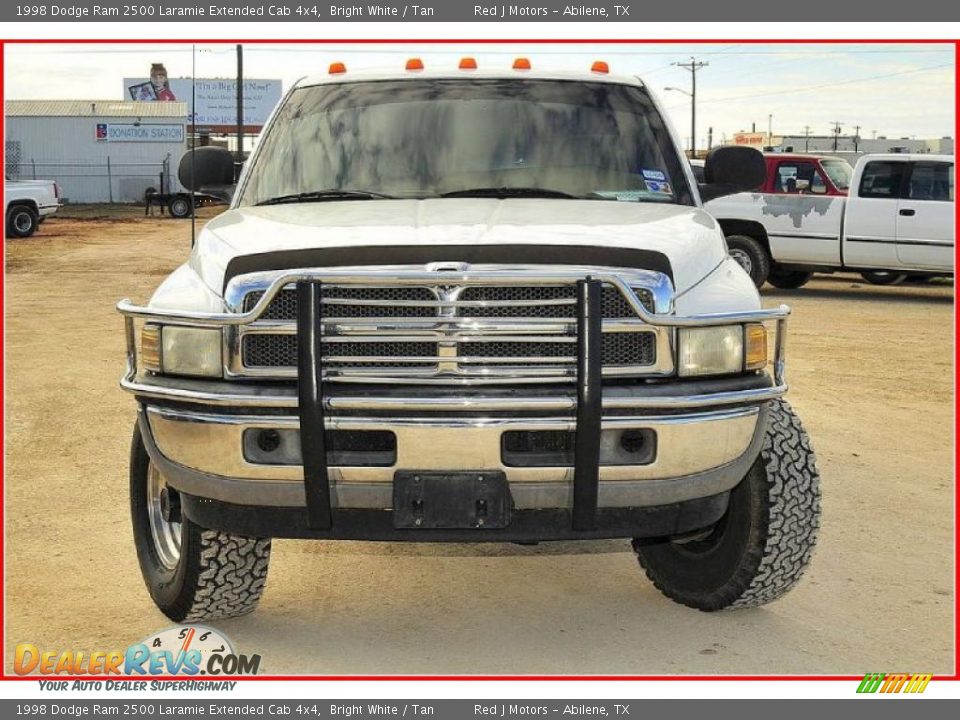 1998 Dodge Ram 2500 Laramie Extended Cab 4x4 Bright White / Tan Photo #10