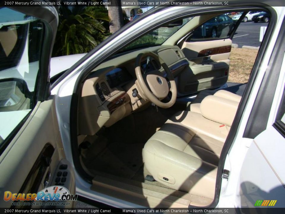 2007 Mercury Grand Marquis LS Vibrant White / Light Camel Photo #10
