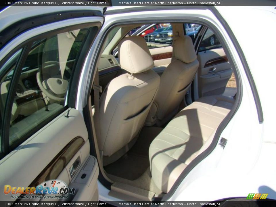 2007 Mercury Grand Marquis LS Vibrant White / Light Camel Photo #12