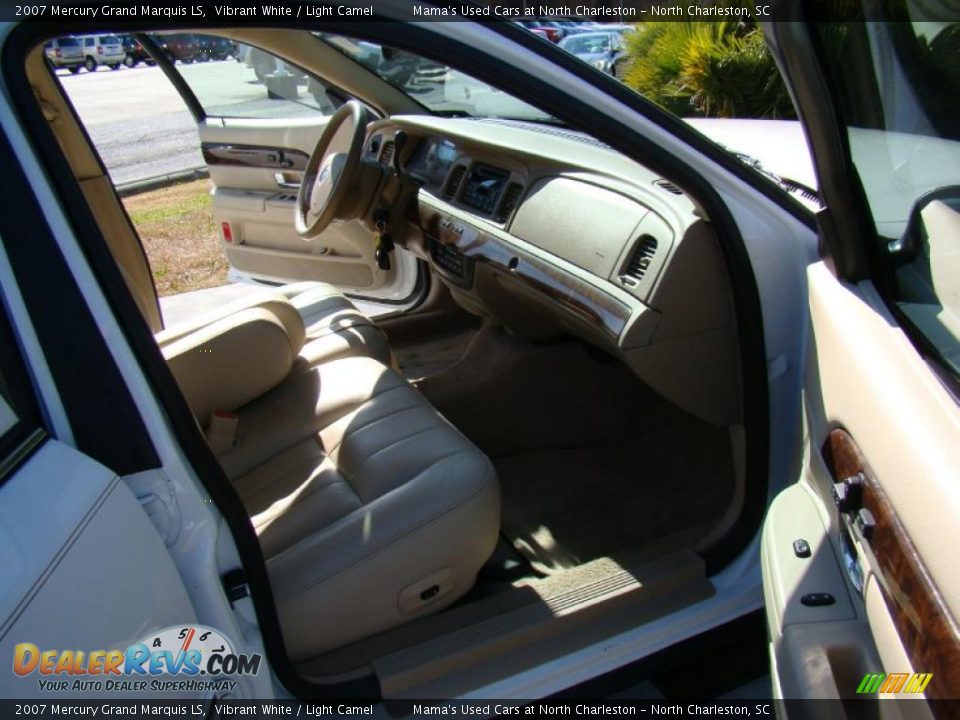 2007 Mercury Grand Marquis LS Vibrant White / Light Camel Photo #14