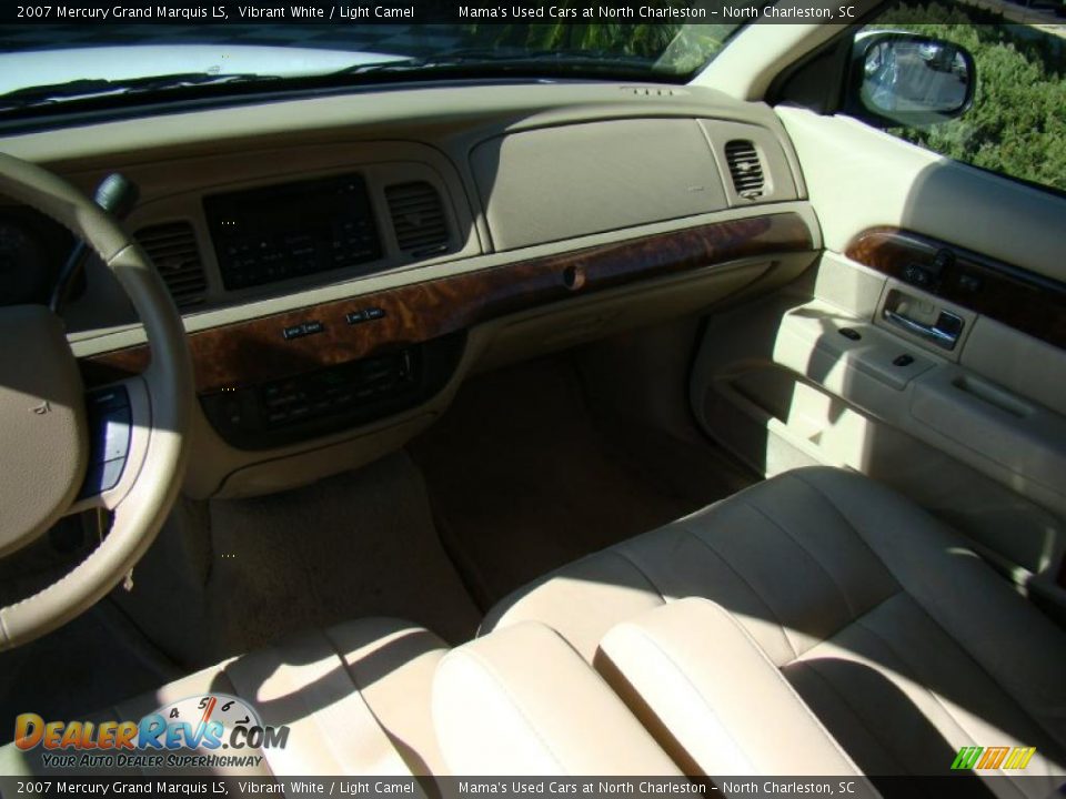 2007 Mercury Grand Marquis LS Vibrant White / Light Camel Photo #20