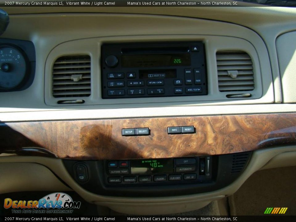 2007 Mercury Grand Marquis LS Vibrant White / Light Camel Photo #24