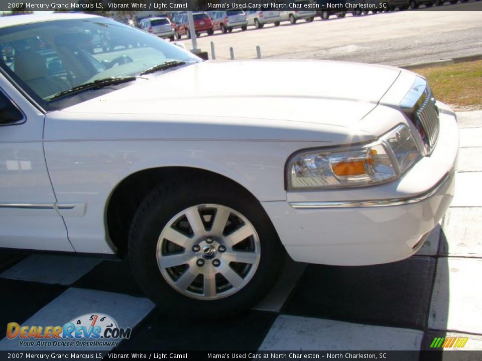 2007 Mercury Grand Marquis LS Vibrant White / Light Camel Photo #33