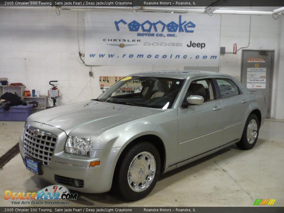 2005 Chrysler 300 Touring Satin Jade Pearl / Deep Jade/Light Graystone Photo #1