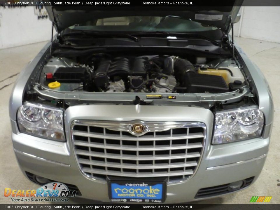 2005 Chrysler 300 Touring Satin Jade Pearl / Deep Jade/Light Graystone Photo #8