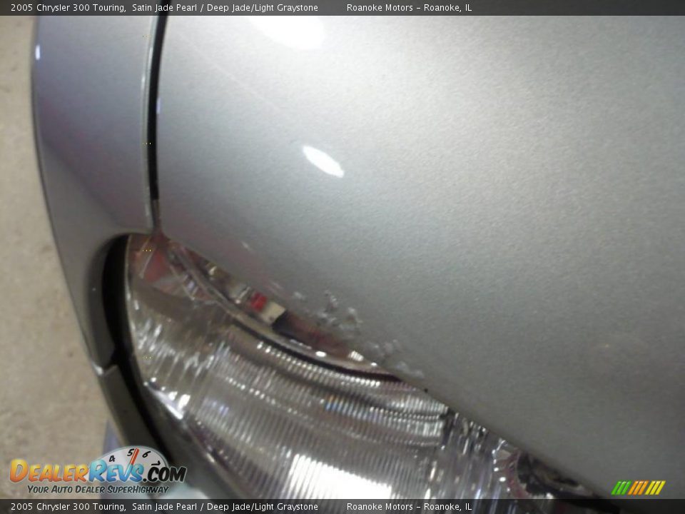 2005 Chrysler 300 Touring Satin Jade Pearl / Deep Jade/Light Graystone Photo #10