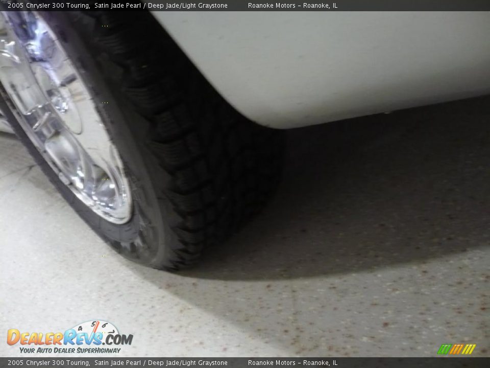 2005 Chrysler 300 Touring Satin Jade Pearl / Deep Jade/Light Graystone Photo #21