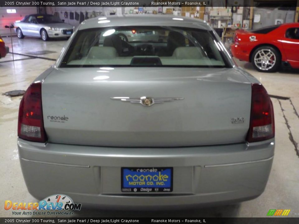 2005 Chrysler 300 Touring Satin Jade Pearl / Deep Jade/Light Graystone Photo #22