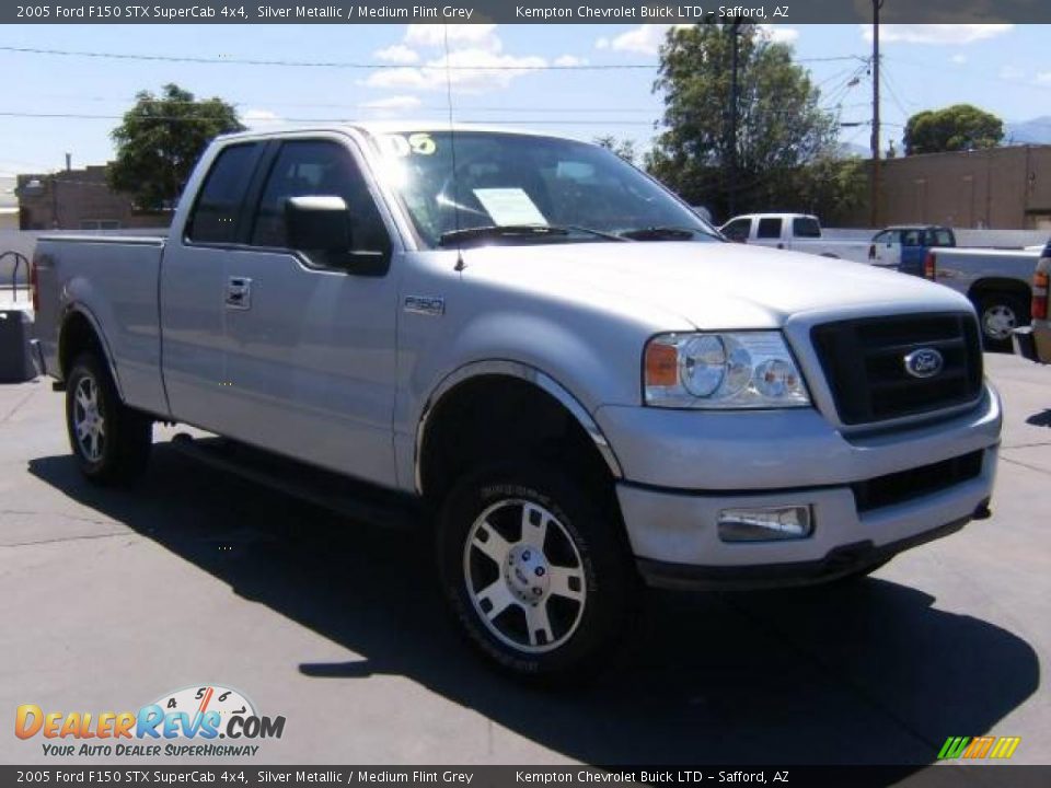 2005 Ford F150 STX SuperCab 4x4 Silver Metallic / Medium Flint Grey Photo #7