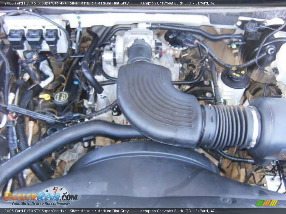 2005 Ford F150 STX SuperCab 4x4 Silver Metallic / Medium Flint Grey Photo #9