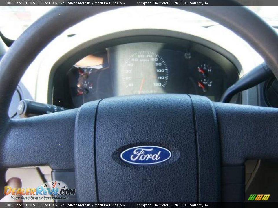 2005 Ford F150 STX SuperCab 4x4 Silver Metallic / Medium Flint Grey Photo #13