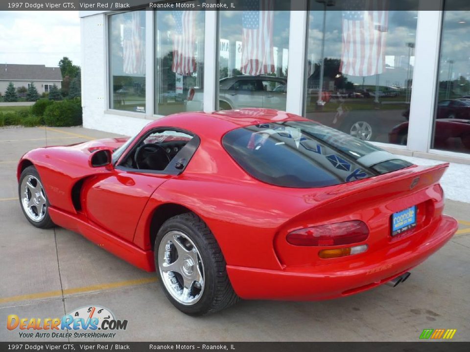 1997 Dodge Viper GTS Viper Red / Black Photo #2
