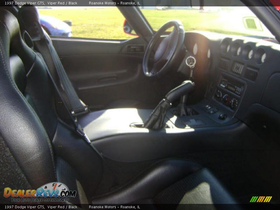 1997 Dodge Viper GTS Viper Red / Black Photo #19