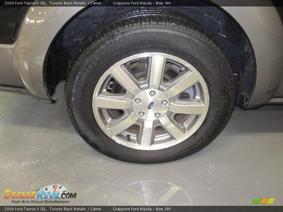 2009 Ford Taurus X SEL Tuxedo Black Metallic / Camel Photo #7