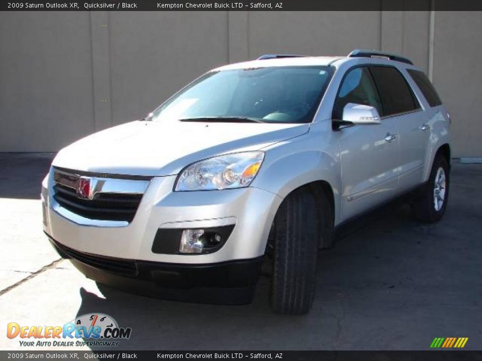 2009 Saturn Outlook XR Quicksilver / Black Photo #2