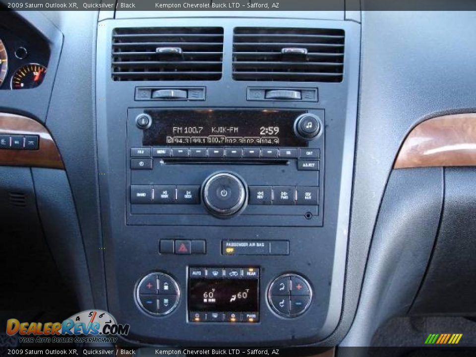 2009 Saturn Outlook XR Quicksilver / Black Photo #13