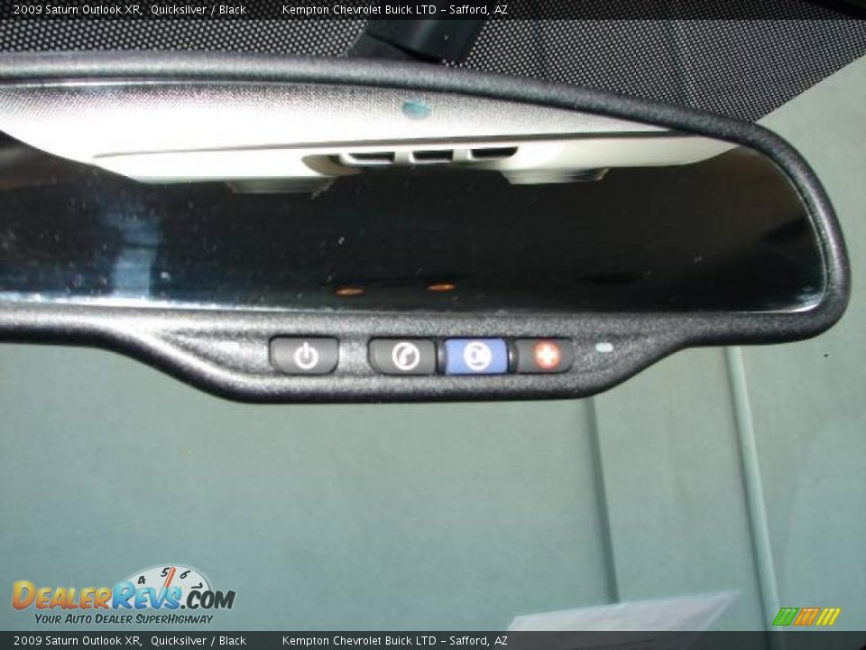 2009 Saturn Outlook XR Quicksilver / Black Photo #17