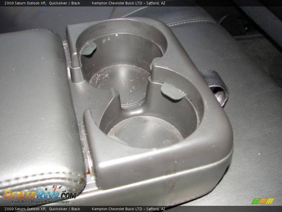 2009 Saturn Outlook XR Quicksilver / Black Photo #26