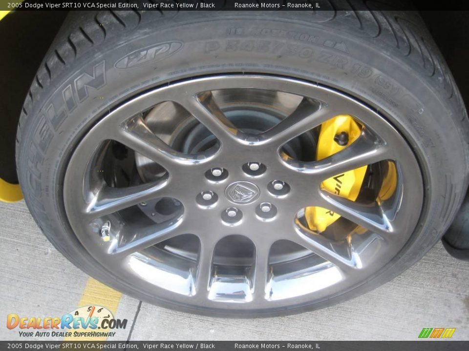 2005 Dodge Viper SRT10 VCA Special Edition Viper Race Yellow / Black Photo #26