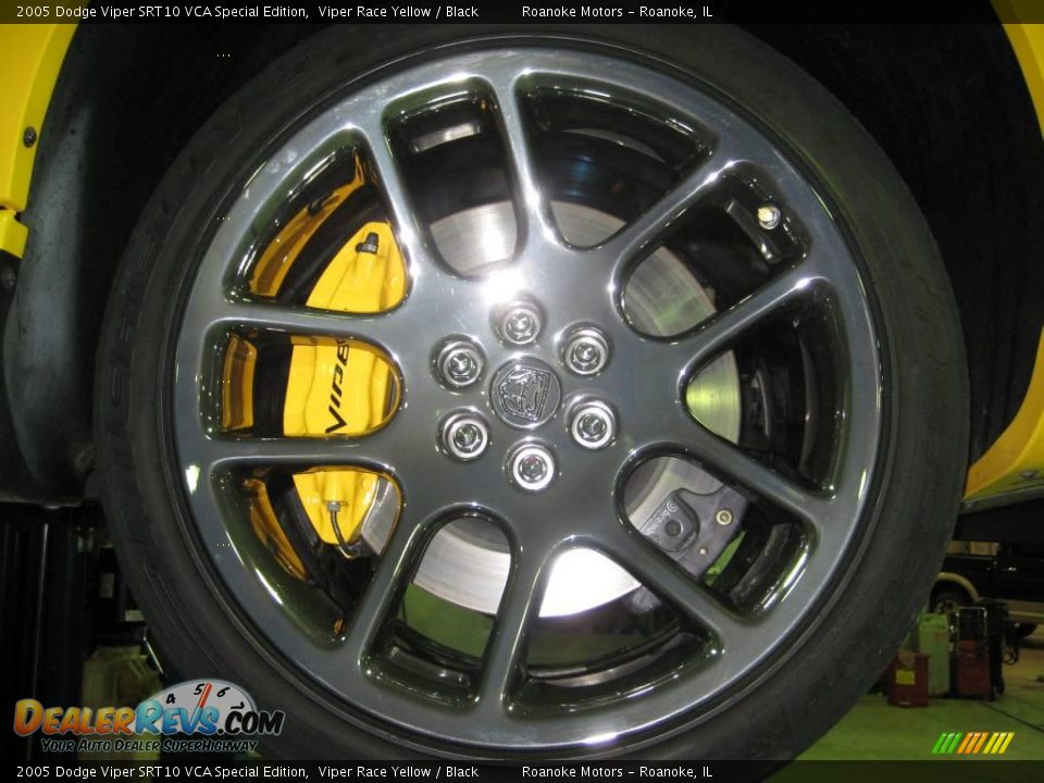 2005 Dodge Viper SRT10 VCA Special Edition Viper Race Yellow / Black Photo #34